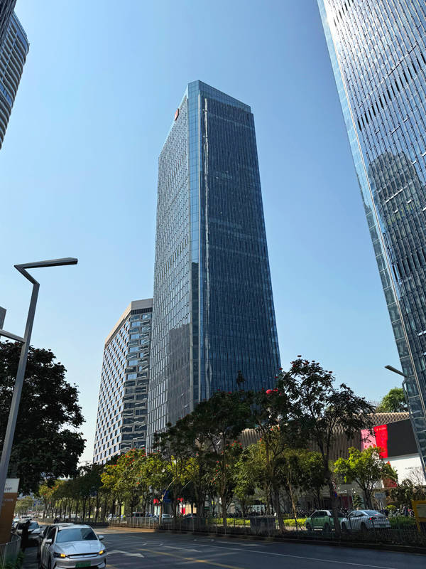 深圳前海鴻榮源金融大夏